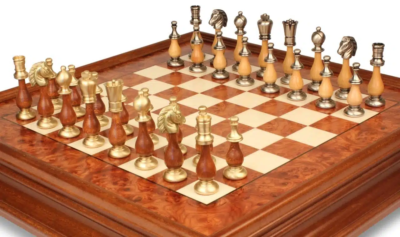 Orientalisches Ulmenholz-Schachbrett mit Fuß und Aufbewahrungsschublade & Schachspiel aus massivem Holz und Messing – Bild 6