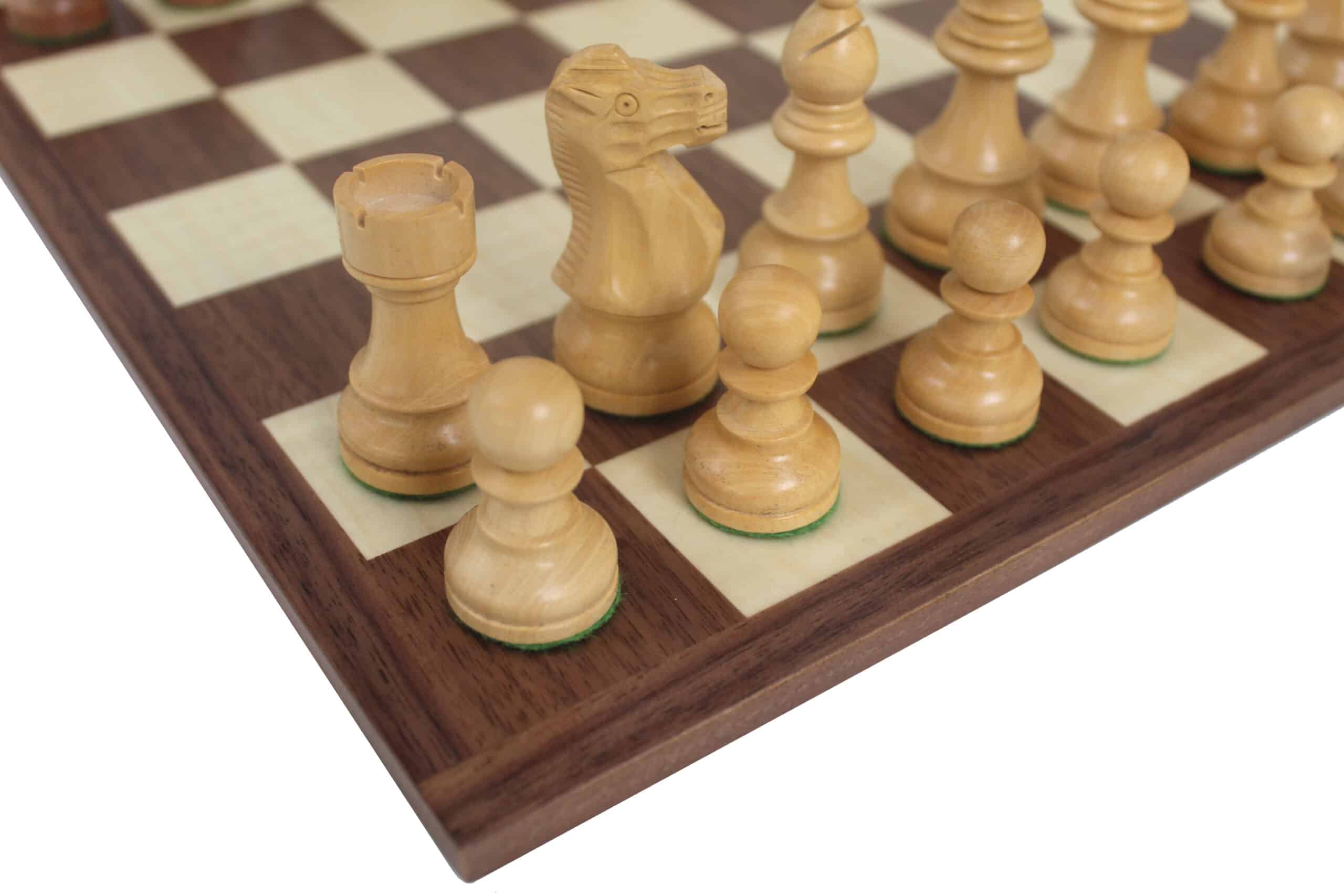 Classic VII Schachbrett und Schachspiel aus goldenem Rosenholz – Bild 3