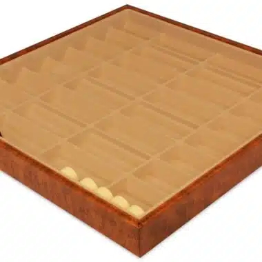 Geschlossene Aufbewahrungsbox, Innenfächer für Backgammonsteine