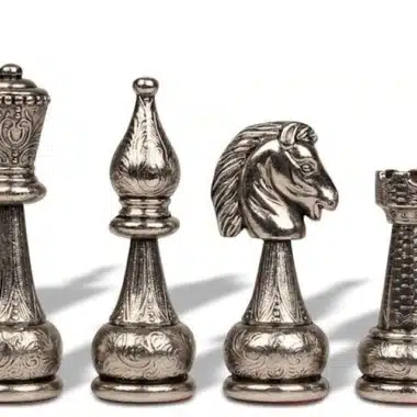 Schachfiguren Flowered, Dame, Läufer, Springer und Turm komplett silberfarben