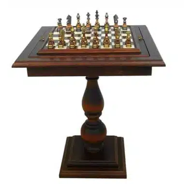 Stylisches Set II Tisch aus Buchenholz, Platte aus Alabaster und Marmor sowie Schachspiel aus Massivholz und Messing