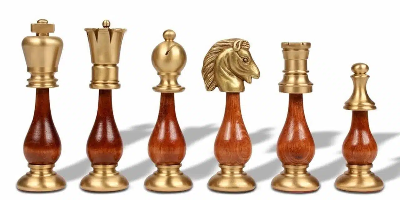 Orientalisches Ulmenholz-Schachbrett mit Fuß und Aufbewahrungsschublade & Schachspiel aus massivem Holz und Messing – Bild 11