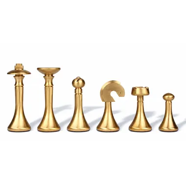 Vergoldete Schachfiguren aus massivem Messing, klares zeitgenössisches Design
