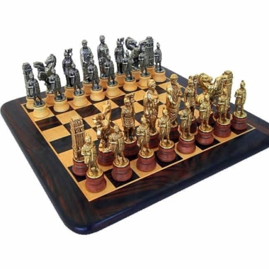 César Set Rundes Schachbrett aus Rosenholz und Ahorn Matt & Schachspiel aus Holz und Metall