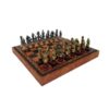 Set "Römische Büsten" Schachbrett aus Kunstleder & Schachspiel aus Holz und Massivmetall