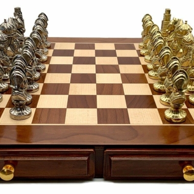 Medieval IV Schachset aus Ahornholz & Metall-Schachspiel