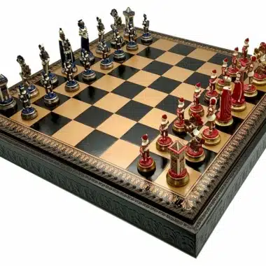 Mary Stuart III Set Kunstlederschachbrett & handbemaltes Metallschachspiel