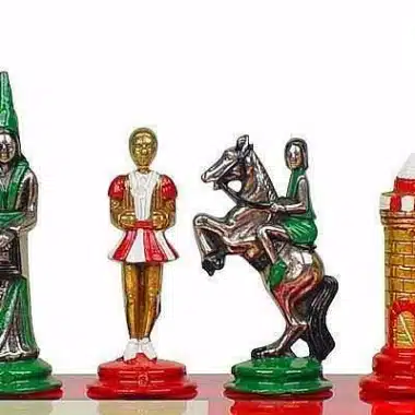 Handbemaltes Metallschachspiel "Camelot und die Legende von König Artus".