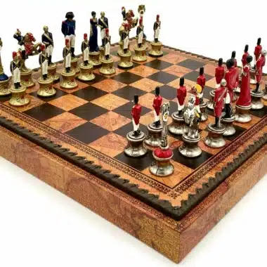 Set Napoleon III Schachbrett aus Kunstleder Alte Welt und handbemaltes Schachspiel aus Metall