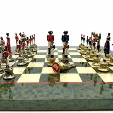 Alternative view of Napoleon III High-End-Set Schachbrett aus grün marmoriertem Ahornholz und handbemaltes Schachspiel aus Metall