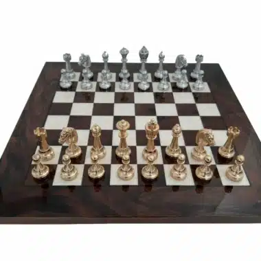 Classic Flower Set 6 Schachbrett aus Nussbaumwurzel und Schachspiel aus gold- und silberplattiertem Metall