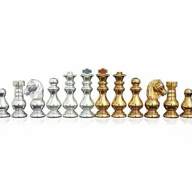 Schachspiel aus massivem Messing mit Gold- und Silberbeschichtung "Francais".