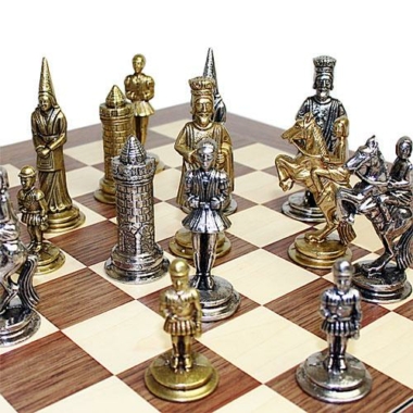 Alternative view of Camelot Set König Artus I Schachbrett aus Rosenholz & Schachspiel aus massivem Metall