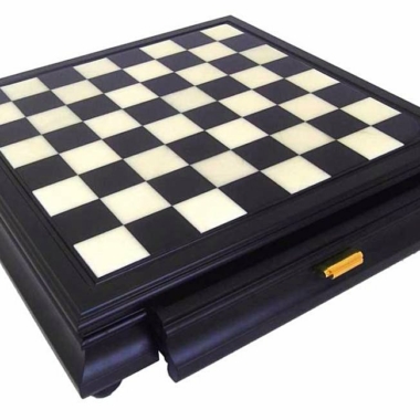 Schwarzes Schachbrett aus Holz und Alabaster mit Aufbewahrungsschublade