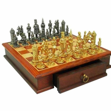 Camelot Set König Artus I Schachbrett aus Rosenholz & Schachspiel aus massivem Metall