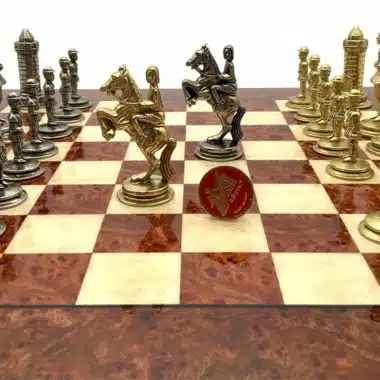 Alternative view of Camelot Set König Arthur VI Schachbrett aus Ulmen- und Heideholz und Schachspiel aus Metall