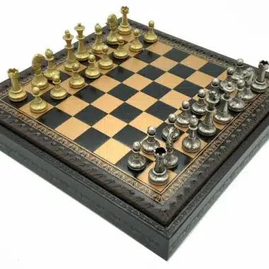 Niedliches Flower IX Schachbrett-Set Schwarz mit Aufbewahrung und Metallschachspiel