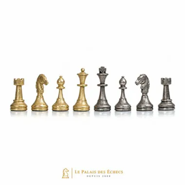Schachspiel Mignon Flower, gold- und silberfarbene Figuren aufgereiht