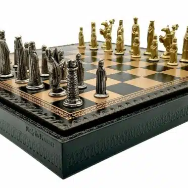 Mittelalterliches V-Set Kunstlederschachbrett & Schachspiel aus Massivmetall – Bild 4