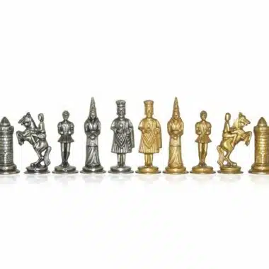 Set "Camelot" Schachbrett aus Kunstleder & Schachspiel aus Massivmetall