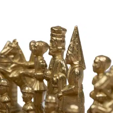 Camelot König Artus VII Kunstlederschachbrett & Schachspiel aus Massivmetall im Set – Bild 10