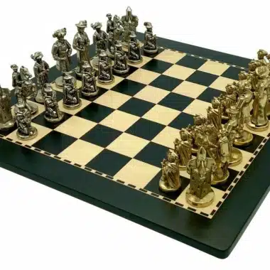 Set Lanzichenecchi III Holzschachbrett und Schachspiel aus Metall