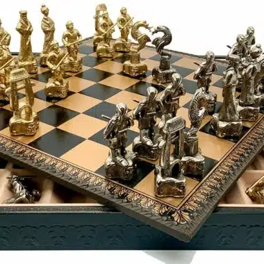 Alternative view of Samurai II Set Schachbrett Aufbewahrungsbox und Schachspiel aus Metall