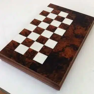 Prestige Backgammon und Klappschachbrett aus Walnussholz – Bild 3