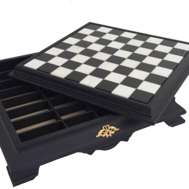 Alternative view of Schachbrett auf Schwarz-Weiß Holz und Spielbrett aus Carrara-Marmor mit Aufbewahrung