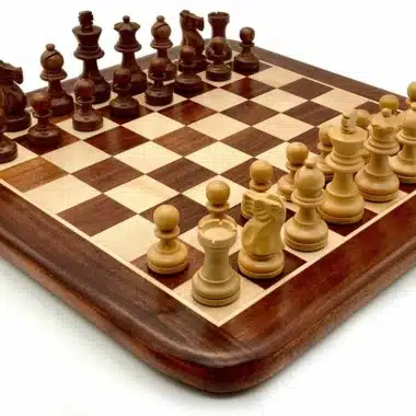 Set Classic XII Schachbrett aus Gold-Rosenholz und Schachspiel aus Gold-Rosenholz