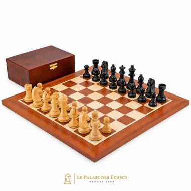 Championship II Set mit Mahagoni-Ahorn-Schachbrett, ebonisierten Buchsbaumfiguren und Box