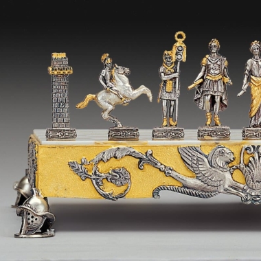 Alternative view of Römisches Empire Schachbrett-Set und Schachspiel aus Bronze, Onyx und 24 Karat Gold