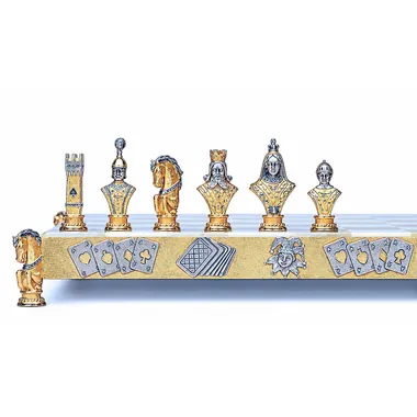Alternative view of Poker Set I Schachbrett und Schachspiel aus Bronze, Onyx und 24 Karat Gold