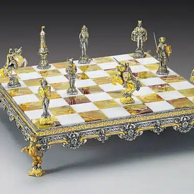 Set Mittelalter Schachbrett und Schachspiel aus Bronze, Onyx und 24 Karat Gold