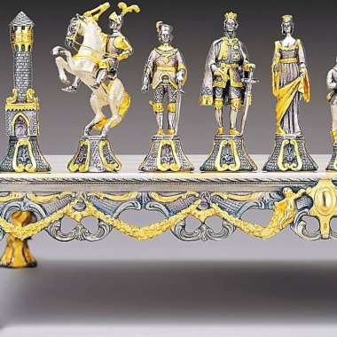 Alternative view of Renaissance Florentin Set des 15. Jahrhunderts Schachbrett und Schachspiel aus Bronze, Onyx und 24 Karat Gold