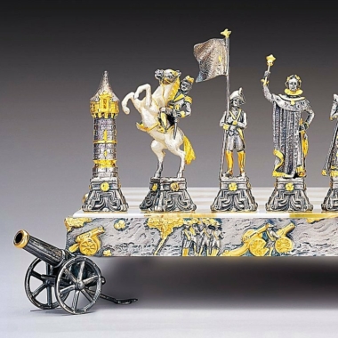 Alternative view of Napoleon Bonaparte Schachbrett und Schachspiel aus Bronze, Onyx und 24 Karat Gold