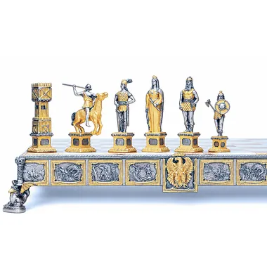 Alternative view of Set Prinz Siegfried Held der Nibelungen Schachbrett und Schachspiel aus Bronze, Onyx und 24-Karat-Gold