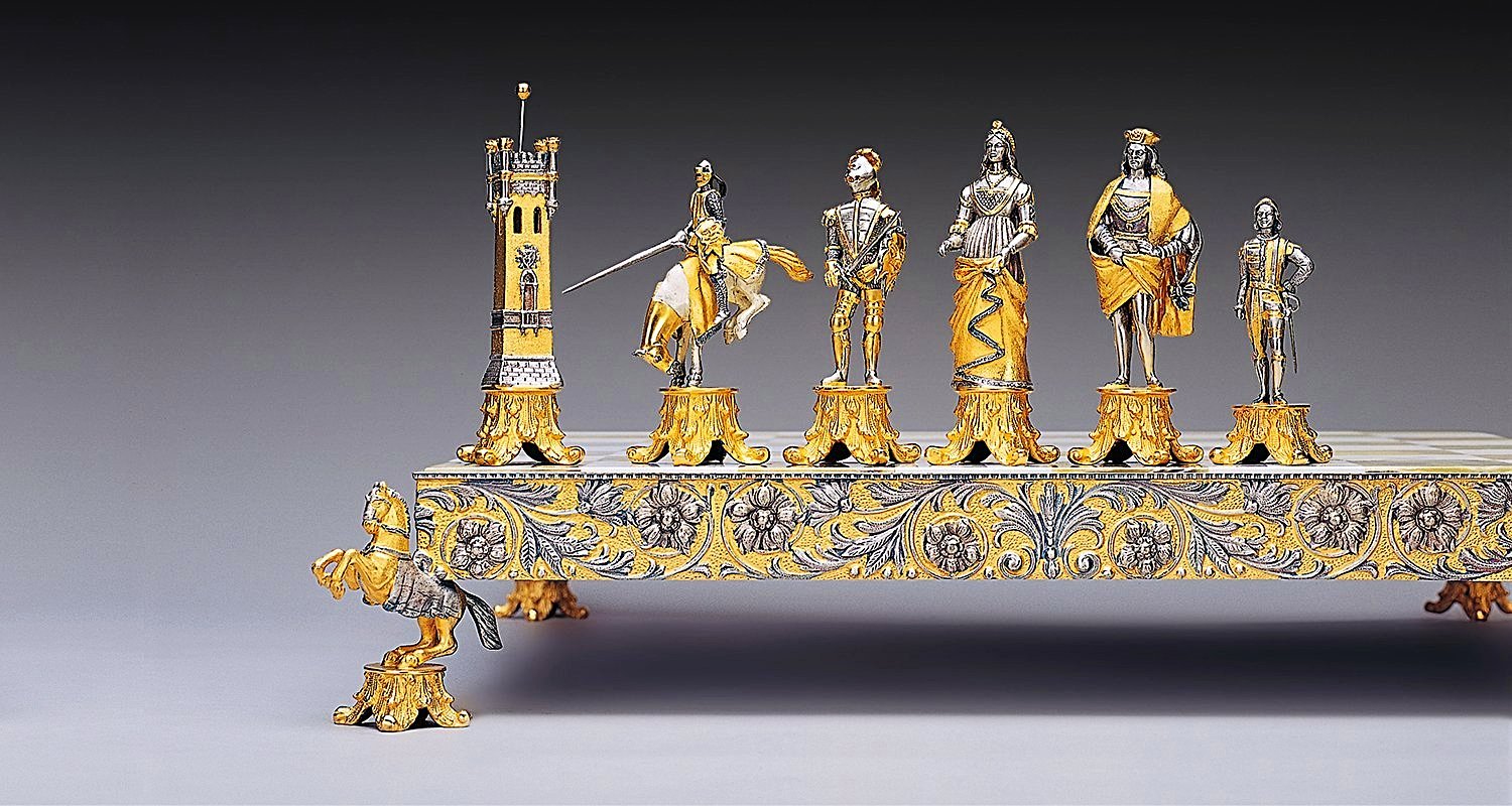 Medici Vs Pazzi Schachbrett und Schachspiel aus Bronze, Onyx und 24 Karat Gold – Bild 2