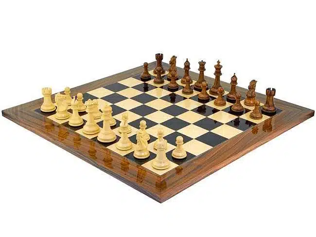 Set Madrid Schachbrett aus Rosenholz und Ahorn lackiert & Schachspiel aus Rosenholz