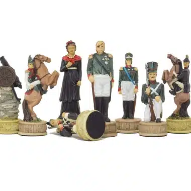 Gesamtansicht der Schachfiguren der Russlandfeldzug-III-Serie