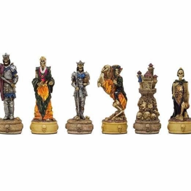 Jeu d'Echecs en Résine "Zombie"