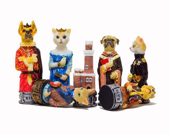 Hunde- und Katzen-Schachbrett aus Rosenholz mit Aufbewahrungsschublade & handbemaltem Schachspiel – Bild 4