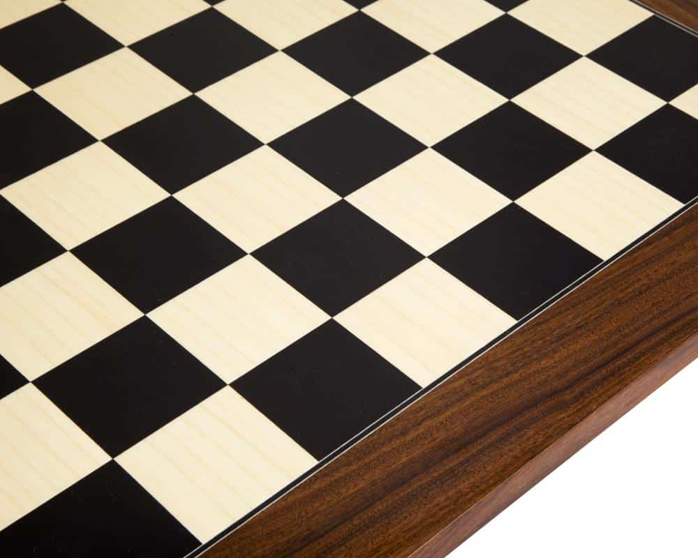 Set "Alter Englisch IV" Schachbrett aus Holz Design und Schachfiguren aus Buchsbaum und schwarz gefärbtem Buchsbaum – Bild 11