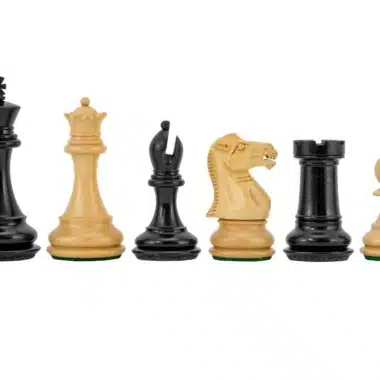 Highclere Schachspiel aus Ebenholz