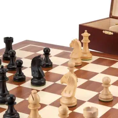 Alternative view of Set Großmeisterschaft II Schachbrett aus Mahagoni und Ahorn, Schachspiel aus Buchsbaum und schwarz gefärbtem Buchsbaum & Aufbewahrungsbox aus Birkenholz