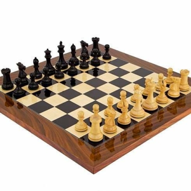 Ensemble "Elegant" Echiquier en Racine de Palissandre et Bois d'Erable & Jeu d'Echecs en Bois d'Ebène