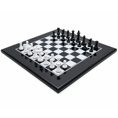 Zweifarbiges Schachspiel in Schwarz und Weiß, Gesamtansicht auf dem Brett