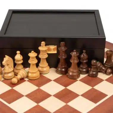Novizen-Set Schachbrett aus Mahagoniholz, Schachspiel aus Akazien- und Buchsbaumholz & Aufbewahrungsbox aus Wengeholz – Bild 4