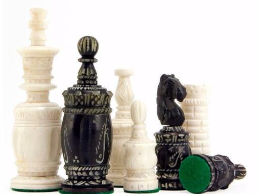 Schachspiel "Große Königin" aus Kamelknochen
