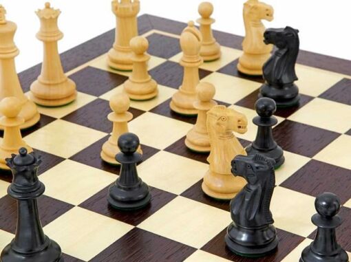 Set "Victoria" Schachbrett, Schachspiel aus Holz